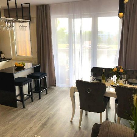 קרקוב Glamour Apartment With Big, Private Terrace מראה חיצוני תמונה