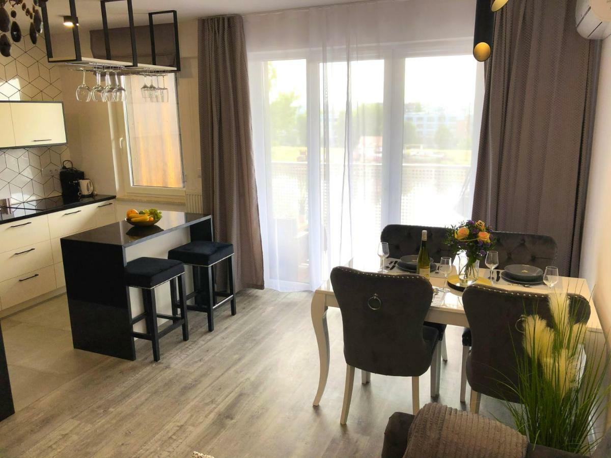 קרקוב Glamour Apartment With Big, Private Terrace מראה חיצוני תמונה