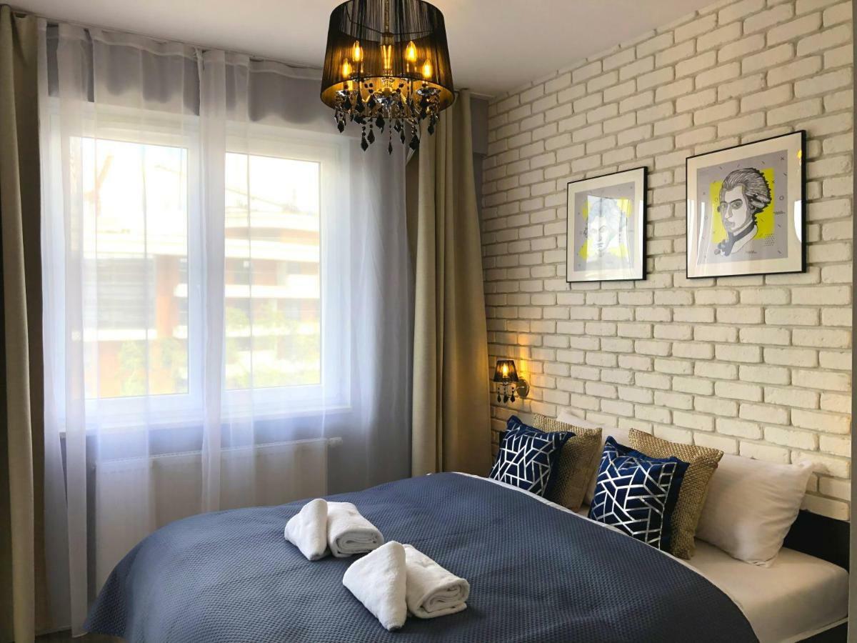 קרקוב Glamour Apartment With Big, Private Terrace מראה חיצוני תמונה